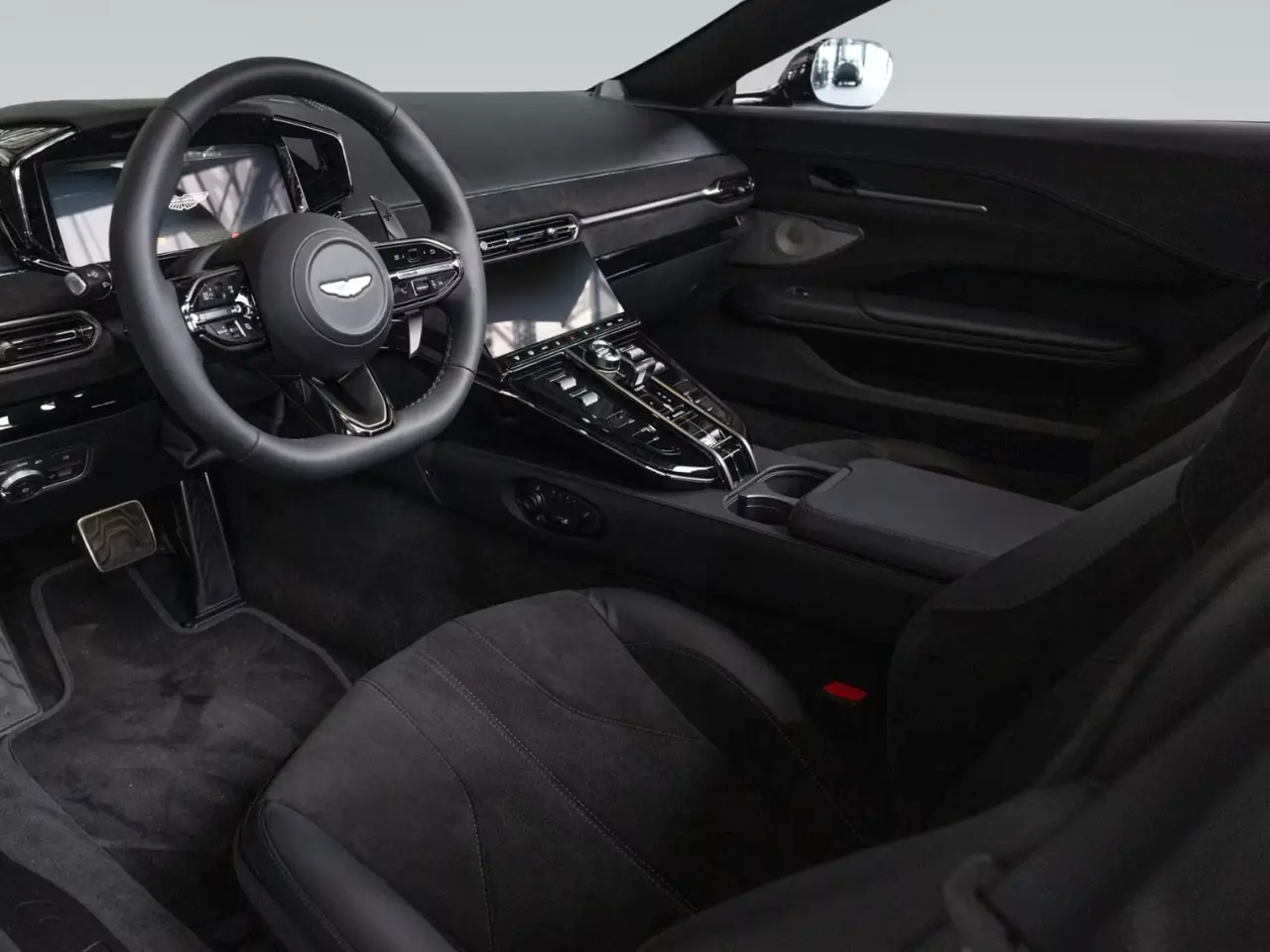 Aston Martin Vantage V8 Spider 2026, vista frontale — Priveo Cars, Europa. Aston Martin Vantage V8 Spider 2026