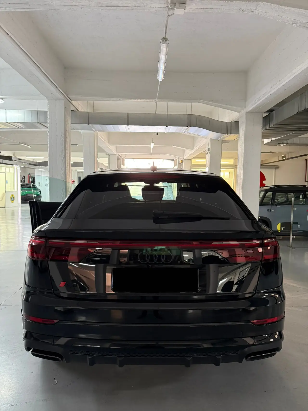 Audi Q8 2025, interior — Priveo Cars, Europe