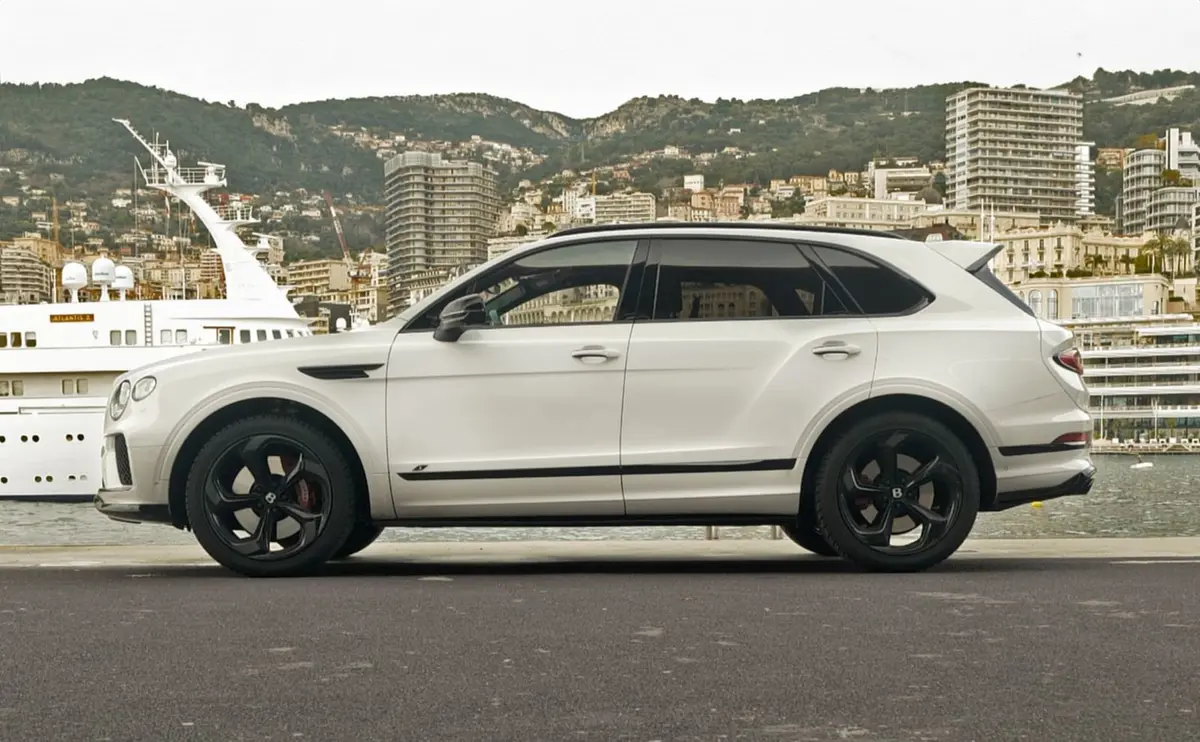 Bentley Bentayga V8-S 2024, exterior — Priveo Cars, Europe
