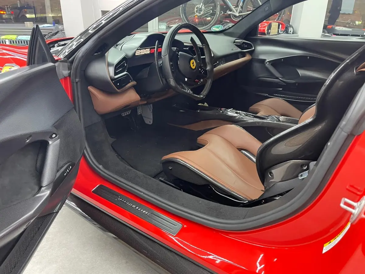 Ferrari 296 GTB 2023, exterior — Priveo Cars, Europa