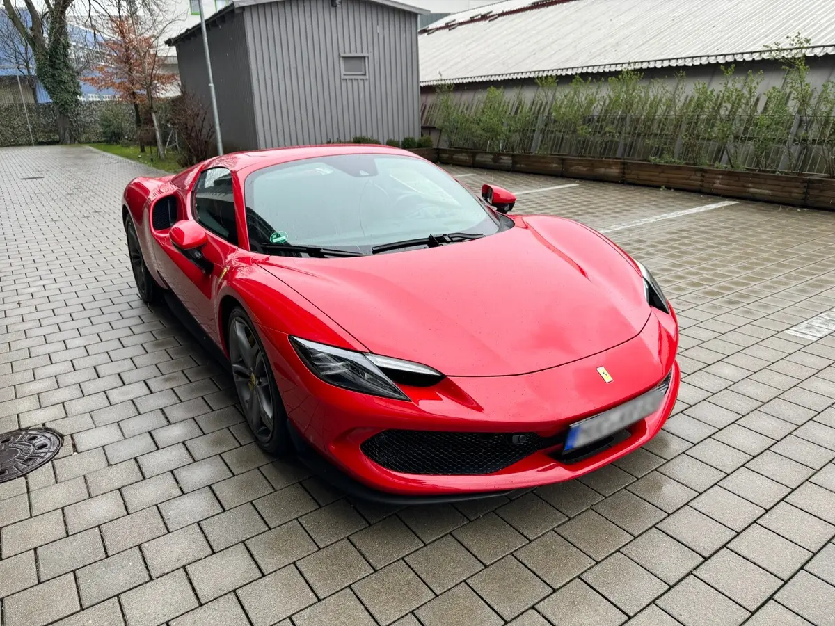 Ferrari 296 GTS Spider 2024, внешний вид — Priveo Cars, Европа