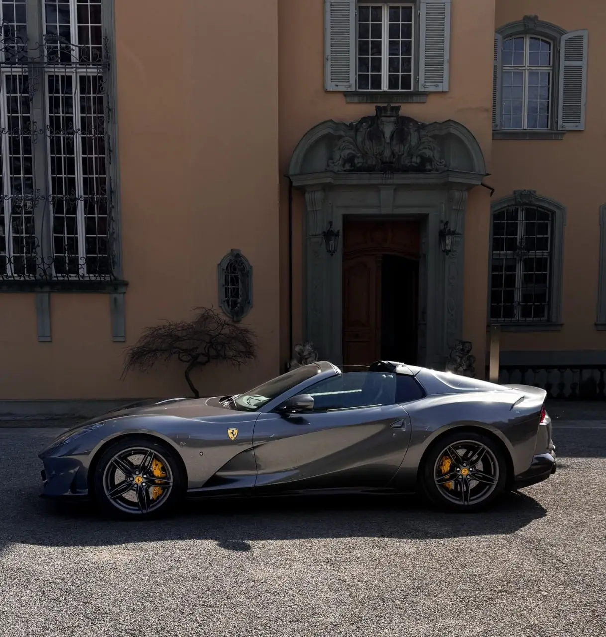 Ferrari 812 GTS 2024, exterior — Priveo Cars, Europe