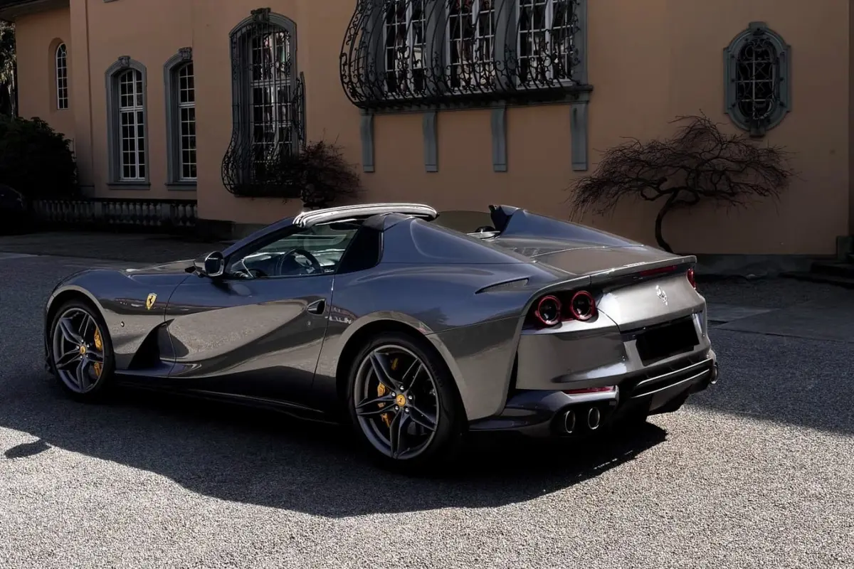 Ferrari 812 GTS 2024, front view — Priveo Cars, Europe