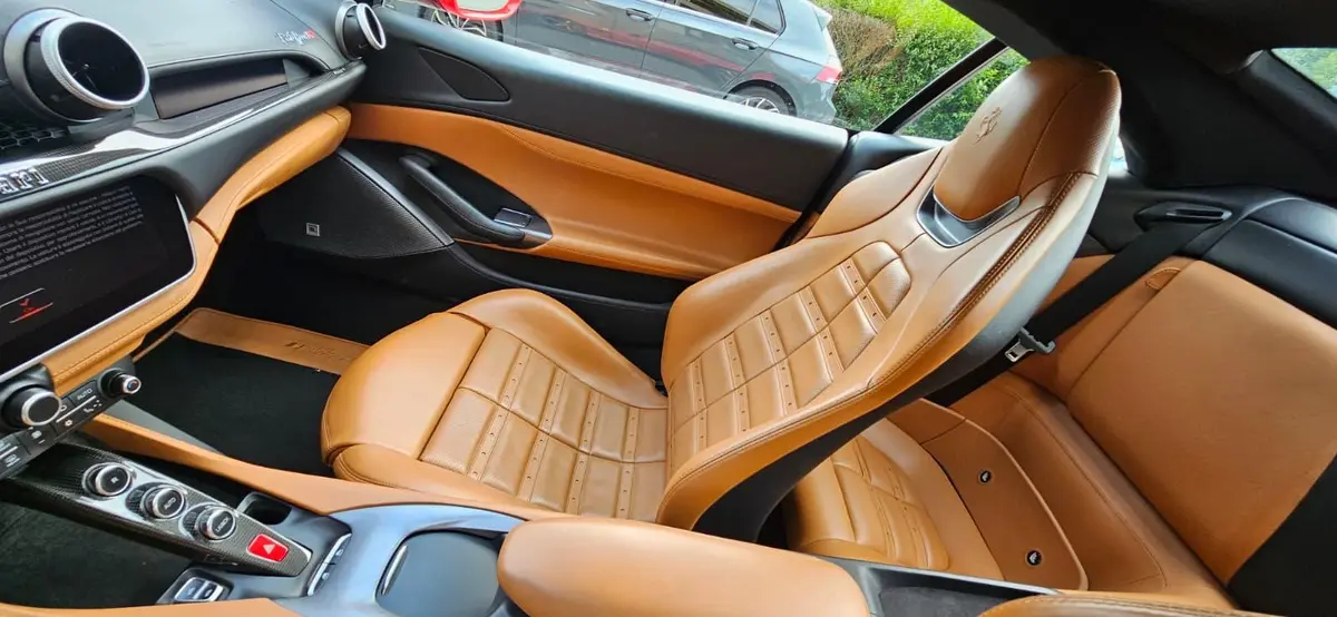 Ferrari Portofino M 2023, vista posteriore — Priveo Cars, Europa