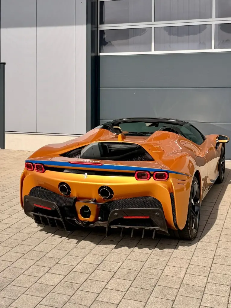 Ferrari SF90 Spider Tailor Made 2025, interior — Priveo Cars, Europa
