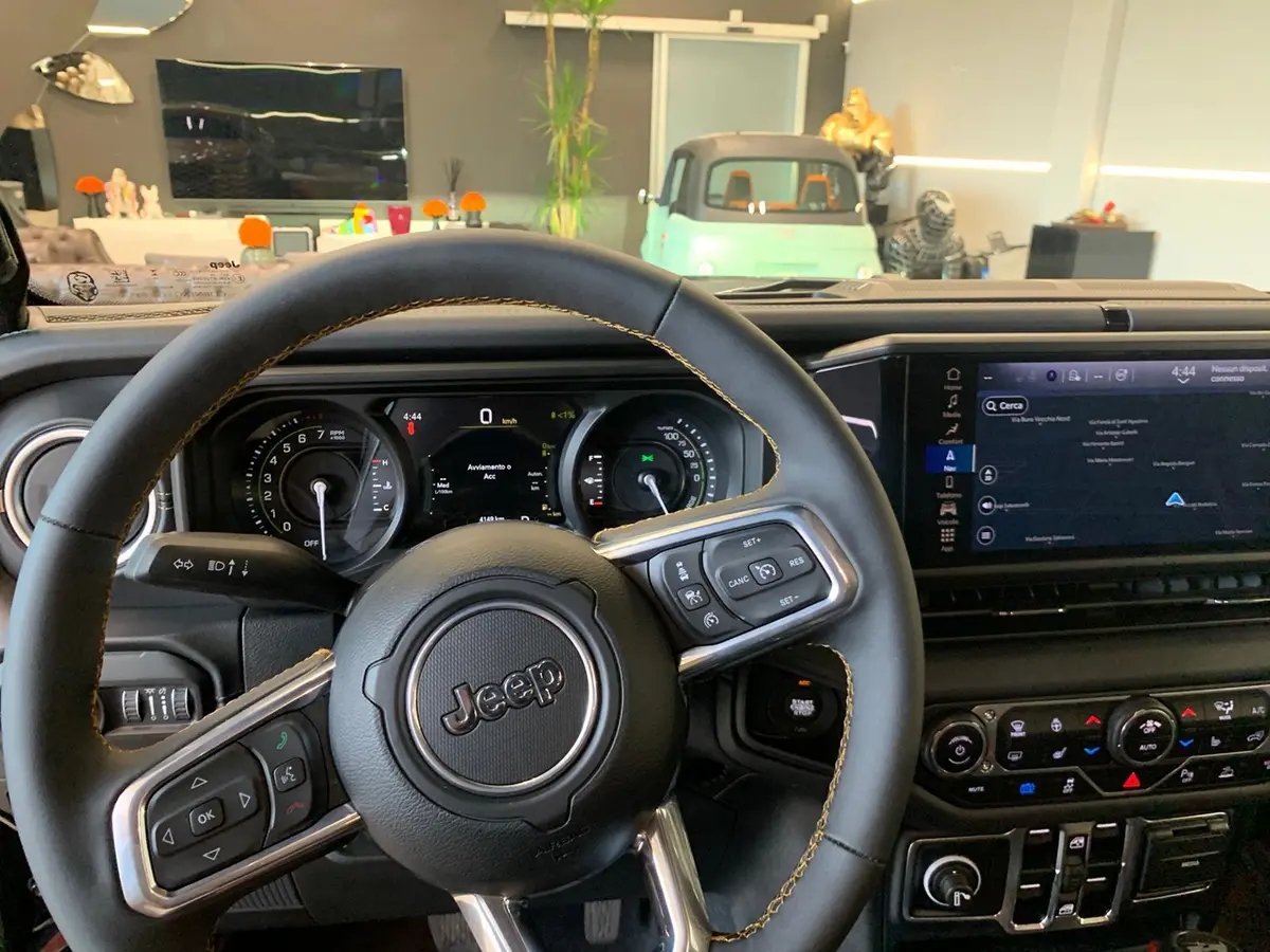 Jeep Wrangler 2025, front view — Priveo Cars, Europe