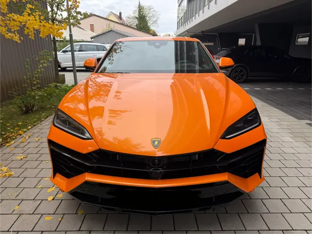 Lamborghini URUS SE 2025 — Priveo Cars, Europa