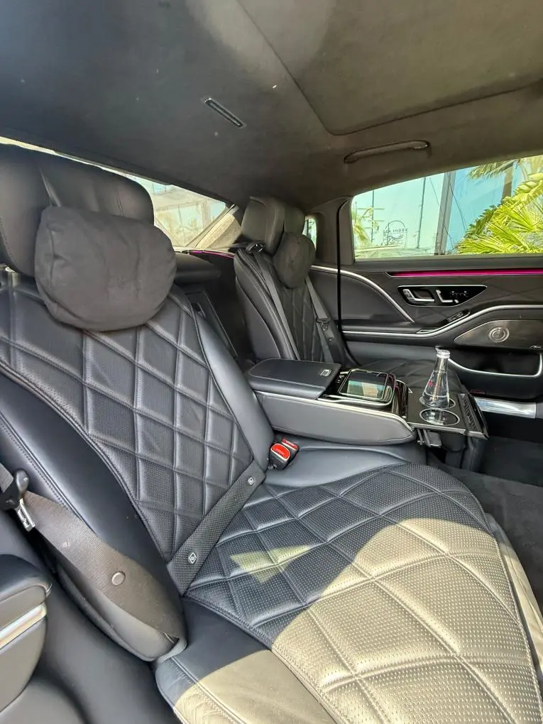 Maybach S580 2023, салон — Priveo Cars, Европа