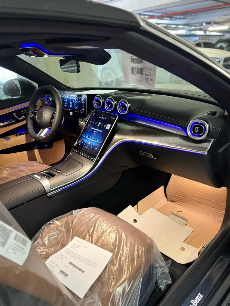 Mercedes Benz CLE 300 Cabriolet AMG Premium 2025, esterno — Priveo Cars, Europa. Mercedes Benz CLE 300 Cabriolet AMG Premium 2025