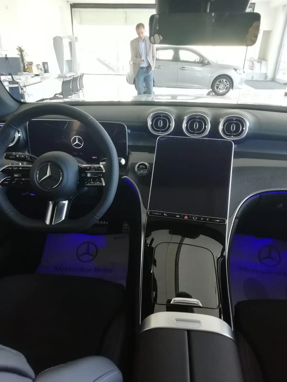Mercedes Benz GLC 2025, exterior — Priveo Cars, Europe
