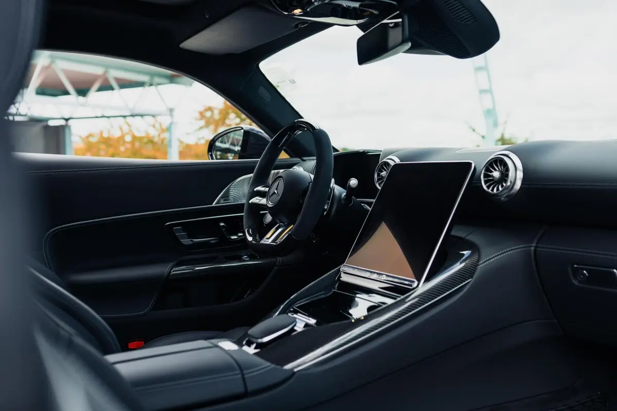 Mercedes Benz GT63 AMG Coupe 2024, vista trasera — Priveo Cars, Europa