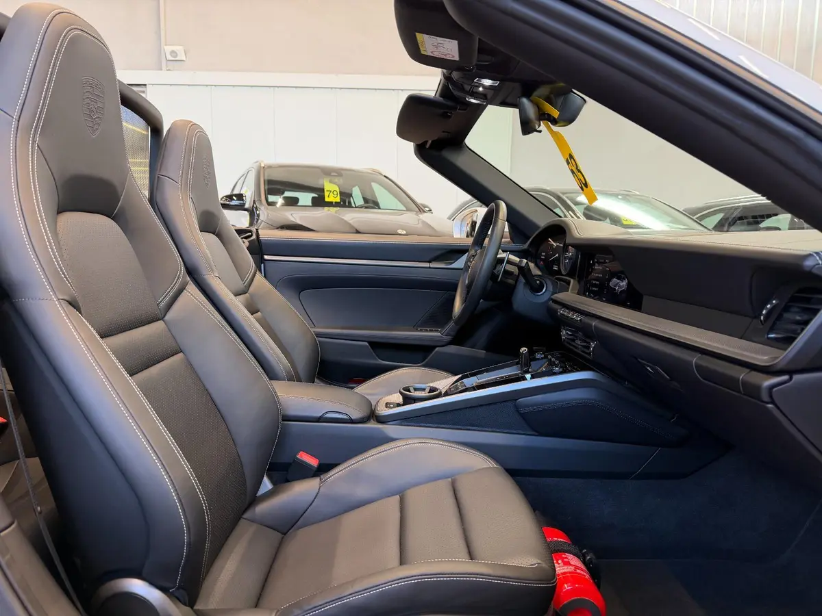 Porsche 911 Carrera S Cabrio (992) 2025, внешний вид — Priveo Cars, Европа