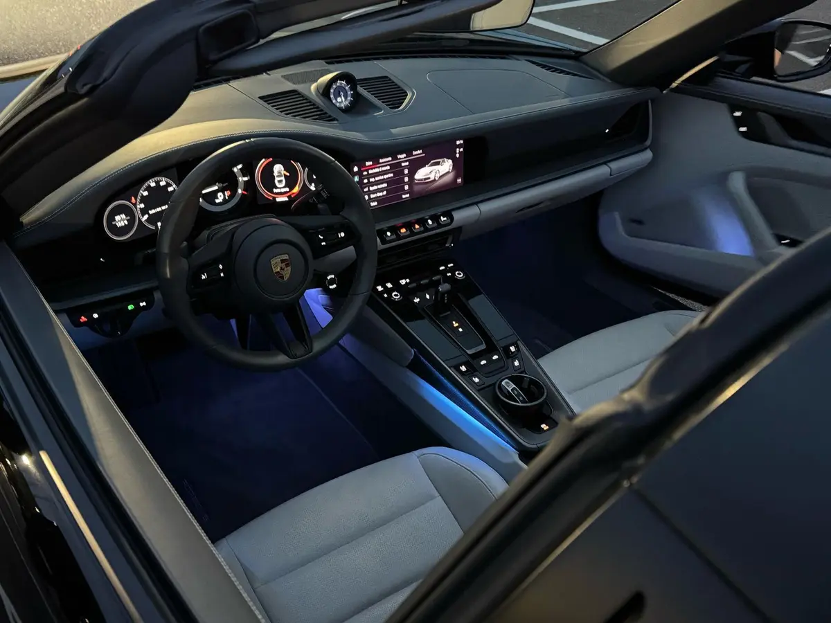 Porsche 911 Targa 2025, exterior — Priveo Cars, Europe