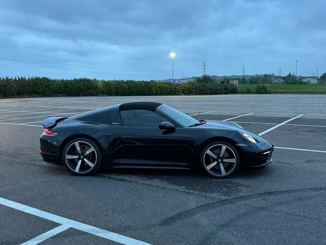 Porsche 911 Targa 2025, front view — Priveo Cars, Europe