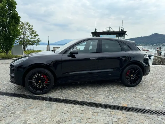Porsche Macan GTS 2024 — Priveo Cars, Europa