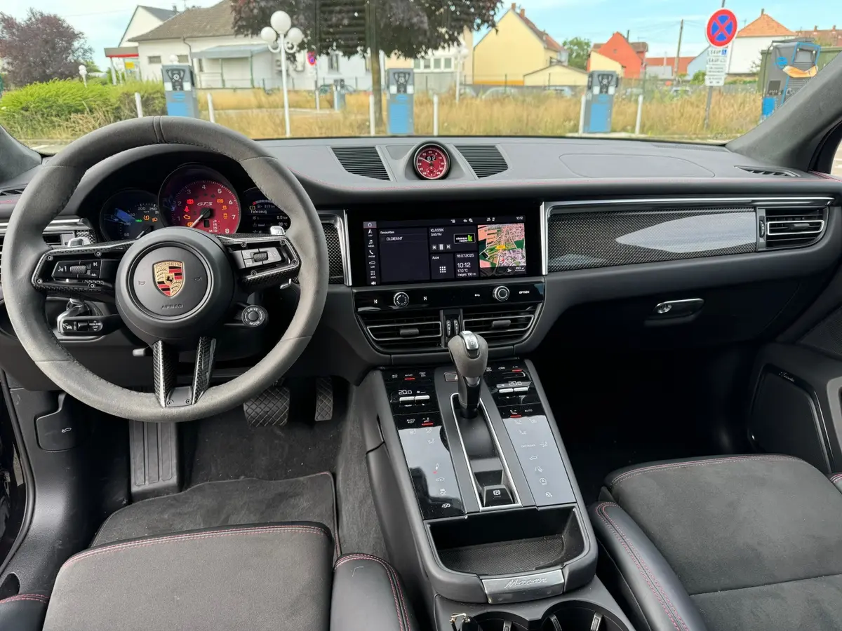 Porsche Macan GTS 2024, exterior — Priveo Cars, Europa