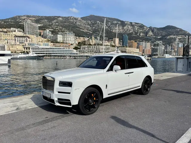 Rolls-Royce Cullinan 2022 — Priveo Cars, Europa