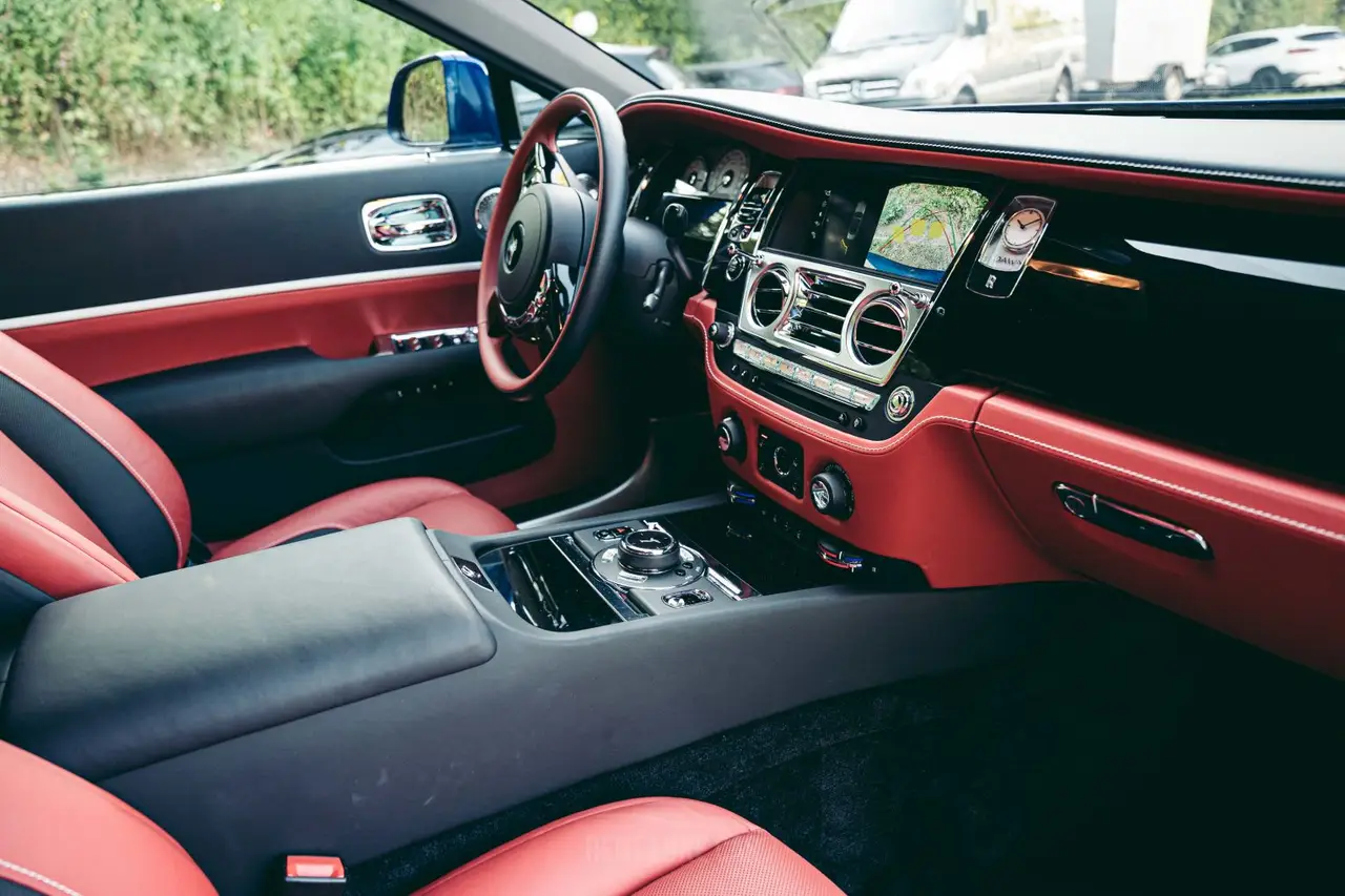 Rolls-Royce Dawn 2022, interni — Priveo Cars, Europa. Rolls-Royce Dawn 2022