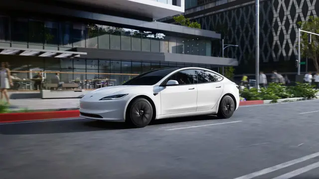 Tesla Model 3 Performance 2026 — Priveo Cars, Europa