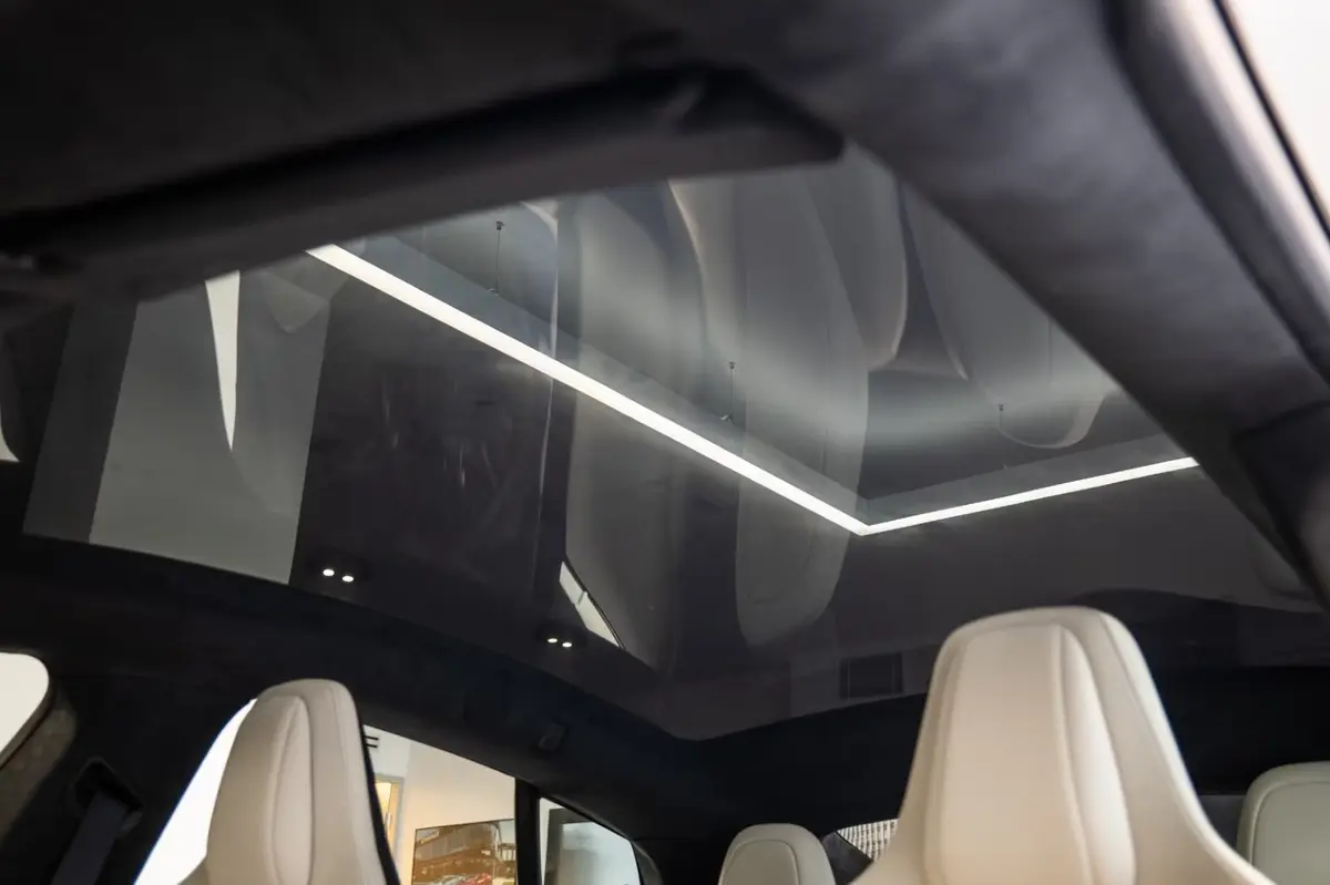 Tesla Model S Plaid 2025, exterior — Priveo Cars, Europa
